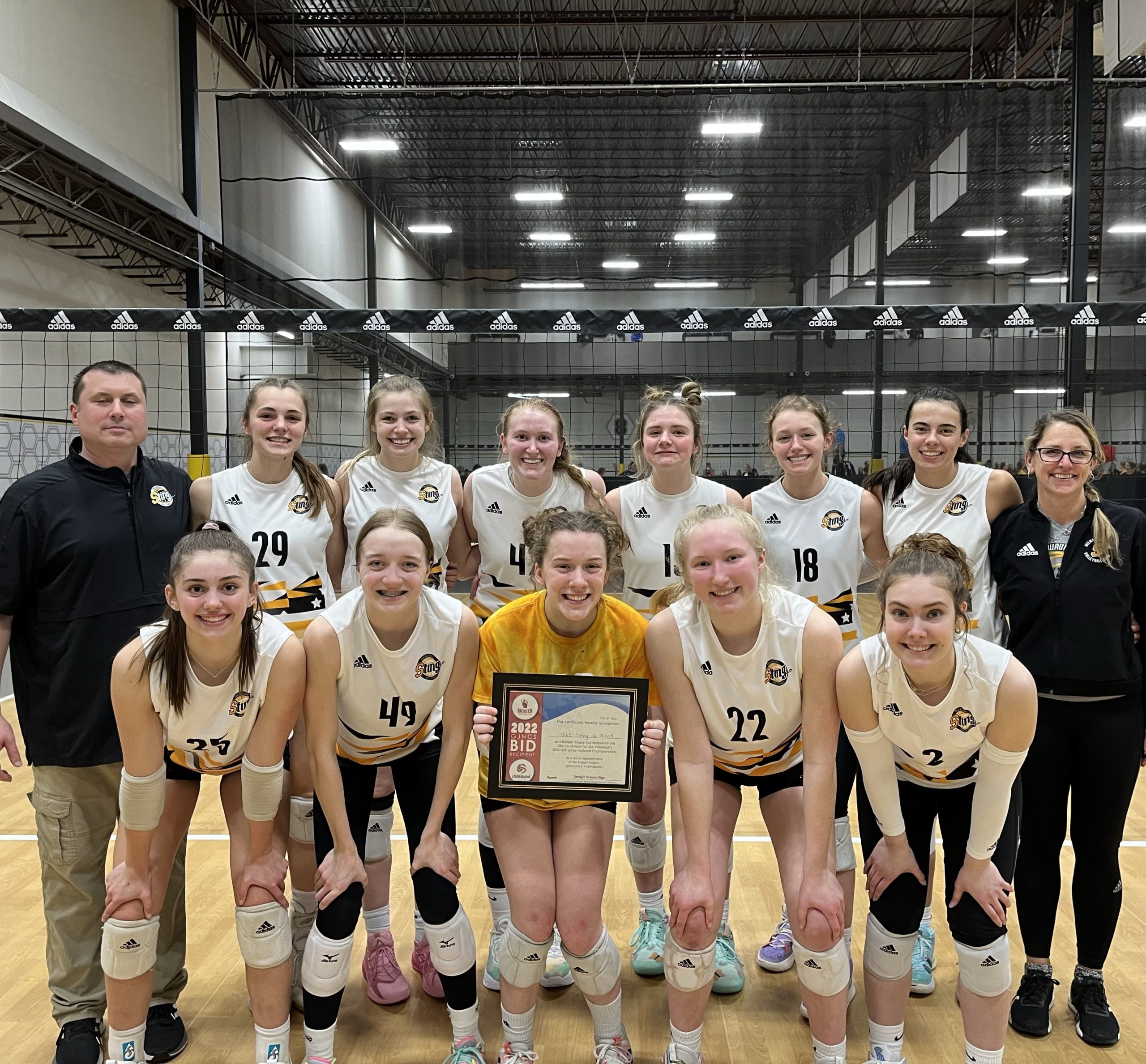 sting-16-black-milwaukee-sting-volleyball-club